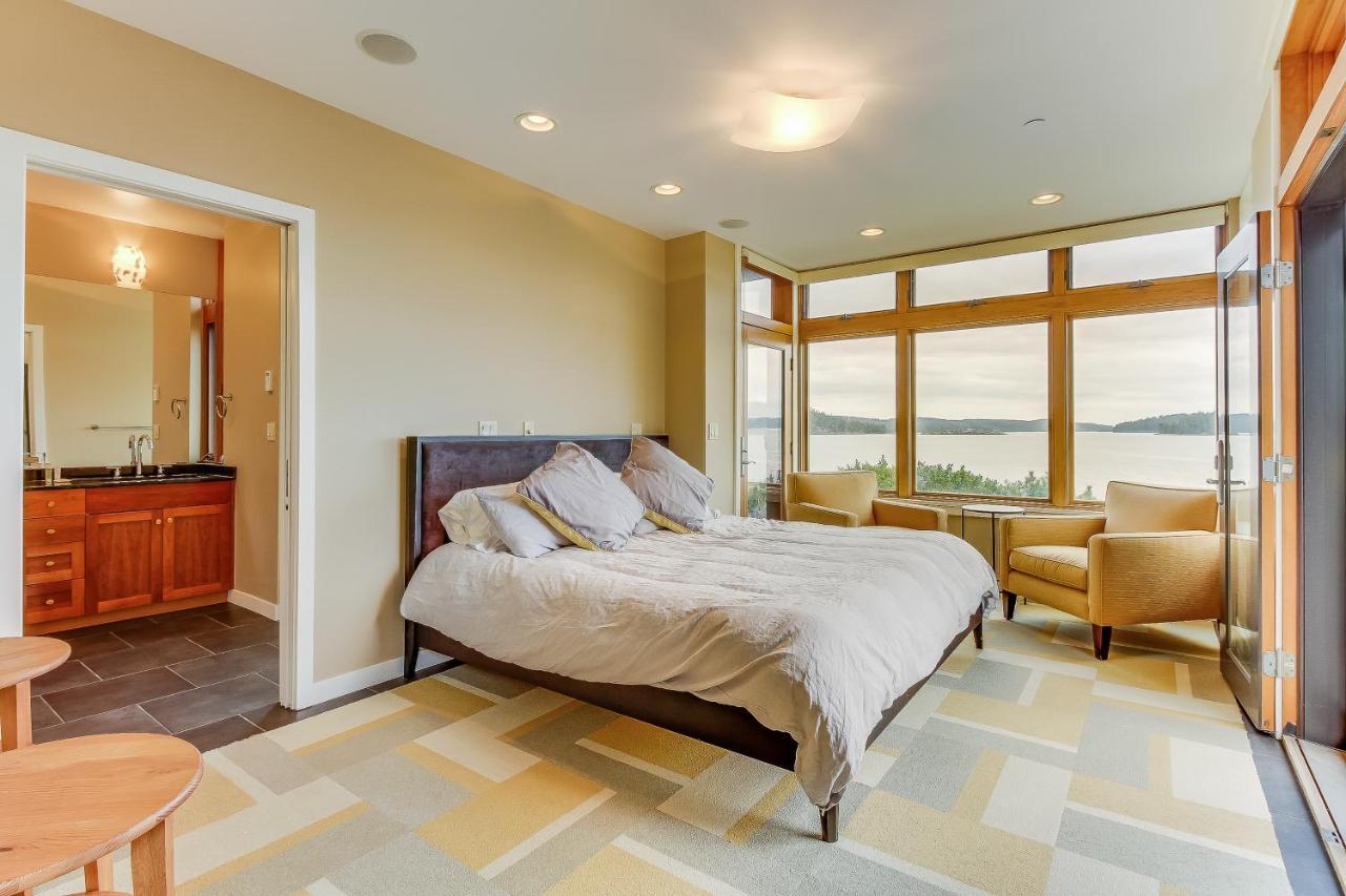 Fidalgo Island Waterfront Stunner Villa Anacortes Exterior photo